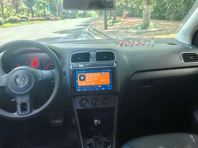 2013 Volkswagen Polo 1.6L Automatic Comfort Edition, фото 2, лот 10464758