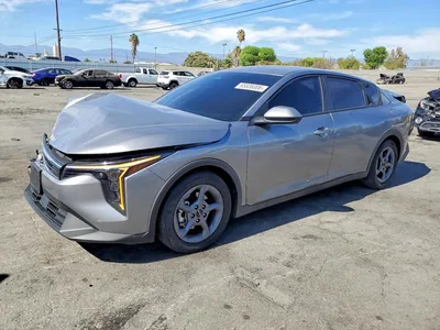 2025 KIA K4 LXS, фото 1, лот 10779856