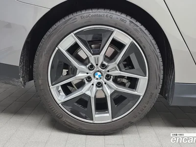 2025 BMW 5-Series 520i, фото 3, лот 10049460