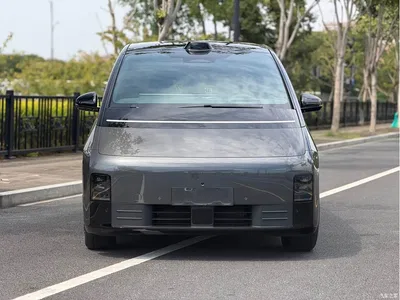 2024 Li Auto MEGA Ultra, фото 2, лот 11227302