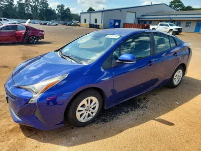 2017 TOYOTA PRIUS TWO, фото 1, лот 11175986