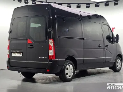 2019 Renault Master 2.3 13-Seater, фото 2, лот 10586530
