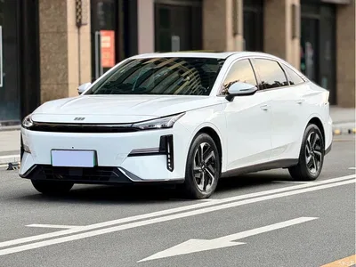 2023 Geely Galaxy Galaxy L6 60km PLUS, фото 1, лот 10385165