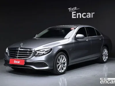 2018 Mercedes-Benz E-Class E300 4MATIC Exclusive, фото 1, лот 10162498