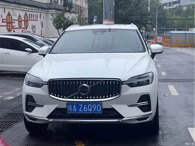 2024 Volvo XC60 B5 AWD Zhiyuan Luxury Edition, фото 2, лот 10906779