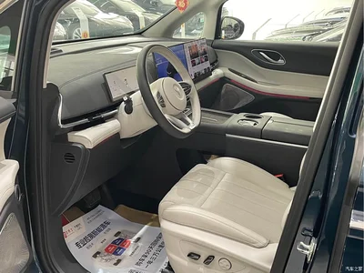 2025 Voyah Auto Voyah Dreamer PHEV AWD Flagship Kunpeng Edition, фото 4, лот 10358416