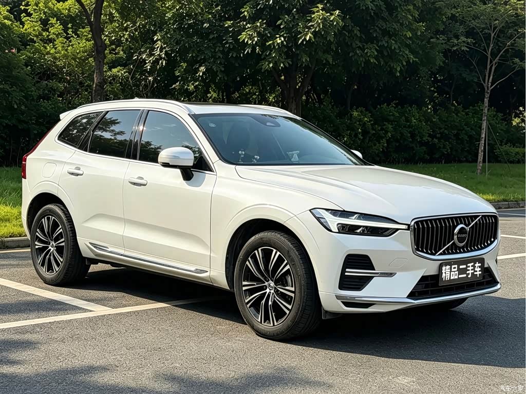 2022 Volvo XC60 B5 AWD Inscription, фото 3, лот 11217436