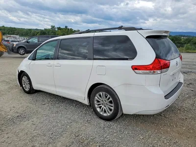 2013 TOYOTA SIENNA XLE 8-PASSENGER, фото 2, лот 10502833
