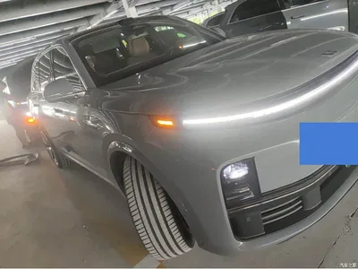 2025 Li Auto L7 Ultra Smart Renewal Edition, фото 2, лот 10348038