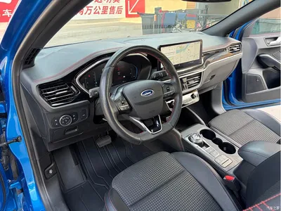 2021 Ford Focus Sedan EcoBoost 180 Auto ST Line, фото 4, лот 10296764