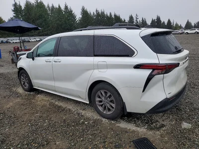 2022 TOYOTA SIENNA XLE, фото 2, лот 10514260