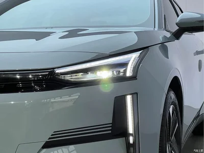 2024 Geely Galaxy Galaxy L6 125km PLUS Soaring Dragon Edition, фото 4, лот 11571358
