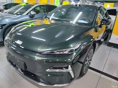 2025 Geely Galaxy Galaxy Xingyao 8 130km EM-P Starship Edition, фото 1, лот 10834489