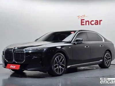 2023 BMW 7-Series 740i sDrive M Sport, фото 1, лот 10222415