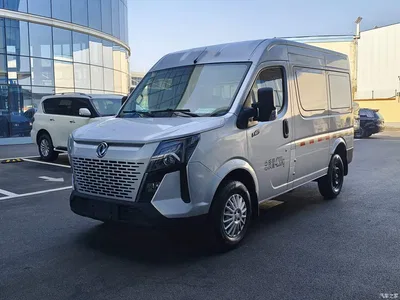 2023 Dongfeng Yufeng Yufeng V9+ 2.3T Manual FWD Van Short Wheelbase Medium Roof 3 Seater, фото 1, лот 11159264