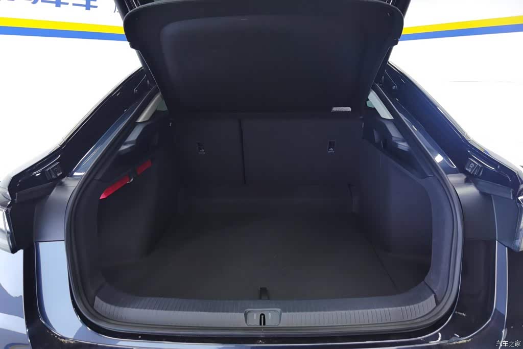 2024 Volkswagen ID.7 VIZZION Launch Edition, фото 4, лот 10763975