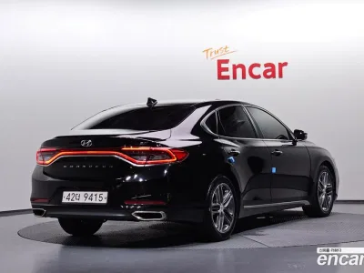 2017 Hyundai Grandeur 2.4 Premium, фото 2, лот 11010217