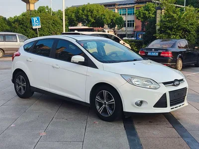 2012 Ford Focus Hatchback 1.6L Automatic Trend, фото 3, лот 10326820