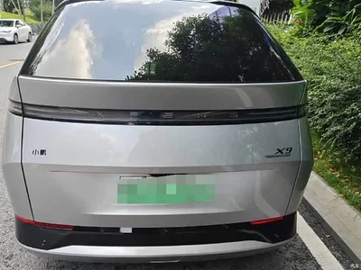2025 XPeng X9 702 AWD High Performance Max, фото 3, лот 10375950