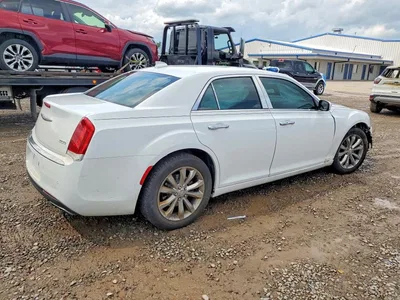 2018 CHRYSLER 300 TOURING, фото 3, лот 10867849