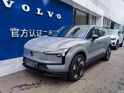 2025 Volvo EX30 RWD Long Range Ultra, фото 1, лот 11481246