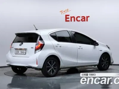2018 Toyota Prius 1.5, фото 2, лот 10034064
