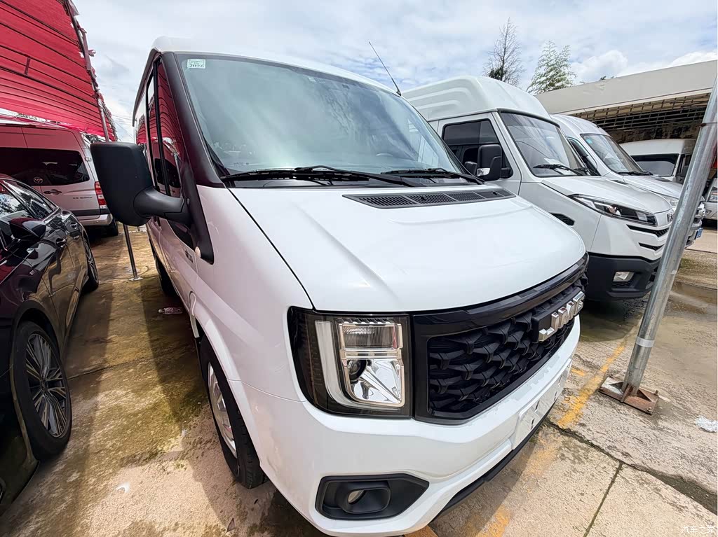 2022 Jiangling JMC Fushun 2.0T Manual Multi-purpose Passenger Vehicle Short Wheelbase Low Roof 6-seater, фото 3, лот 11157304