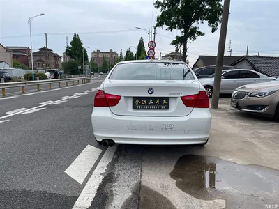 2010 BMW 3 Series (Import) 325i Luxury, фото 3, лот 10473153