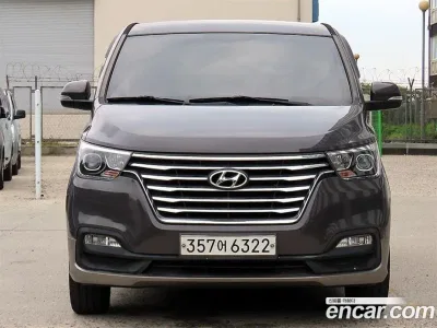 2020 Hyundai Starex Urban 9-Seater, фото 2, лот 10403446