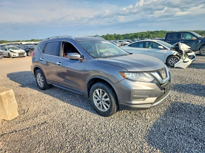 2017 NISSAN ROGUE SV, фото 4, лот 10974086