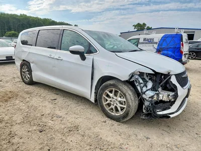 2023 CHRYSLER PACIFICA TOURING, фото 4, лот 10865979