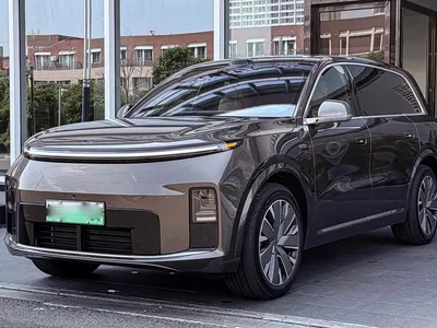 2026 Li Auto Li Xiang L9, фото 1, лот 10822845
