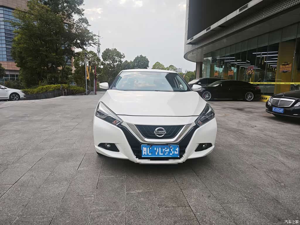 2016 Nissan Bluebird 1.6L CVT Smart Cool, фото 1, лот 11205570