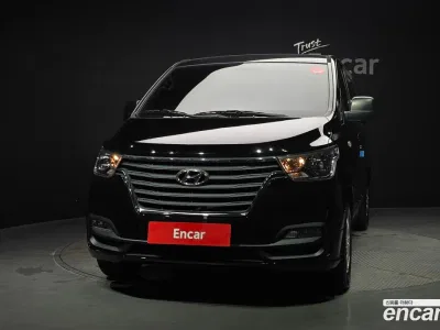 2021 Hyundai Starex Van 3-Seater, фото 2, лот 10193211