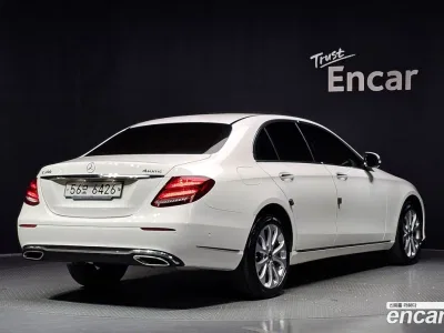 2018 Mercedes-Benz E-Class E300 4MATIC Exclusive Standard, фото 2, лот 10163400