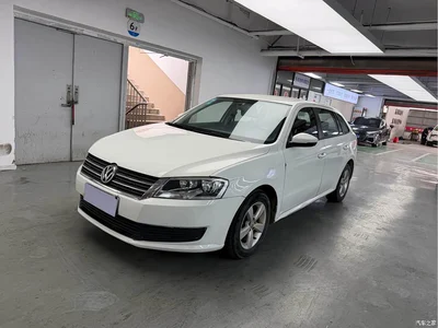 2013 Volkswagen Lavida Tour 1.6L Automatic Trend Style, фото 1, лот 10842446