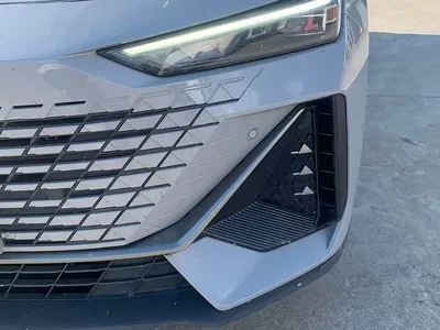 2022 Changan UNI-V 1.5T Premium Model, фото 4, лот 10246892