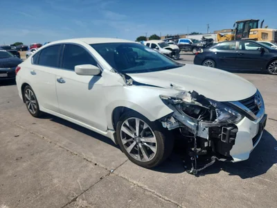 2016 NISSAN ALTIMA 2.5 SR, фото 4, лот 10763241