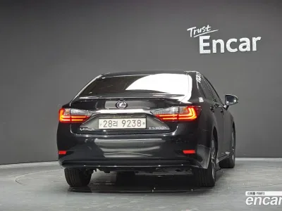 2017 Lexus ES 300h Supreme, фото 4, лот 10210027