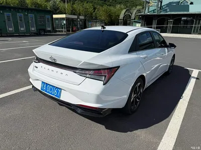 2022 Hyundai Elantra 1.5L CVT LUX Premium Edition, фото 4, лот 10323745
