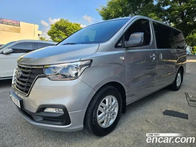 2021 Hyundai Starex Van 3-Seater, фото 2, лот 10181331