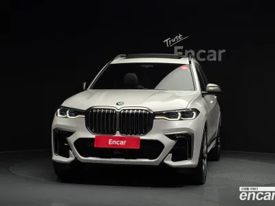 2021 BMW X7 M50i 6STR, фото 2, лот 10078985