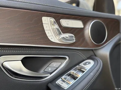 2017 Mercedes-Benz GLC 300 4MATIC Dynamic, фото 4, лот 10293127