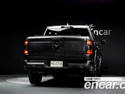 2021 Dodge Ram Pick Up 5.7, фото 4, лот 10194549