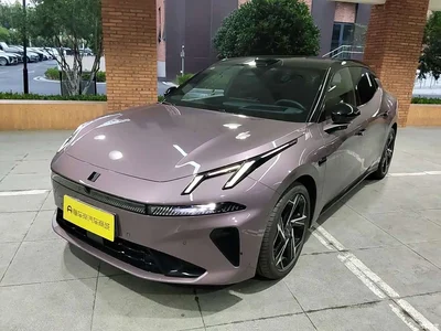 2025 Lynk & Co 07 EM-P Model Base, фото 1, лот 11082063