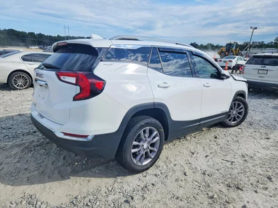 2024 GMC TERRAIN SLT, фото 3, лот 10812595