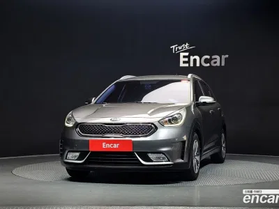 2017 Kia Niro Luxury, фото 2, лот 10076997