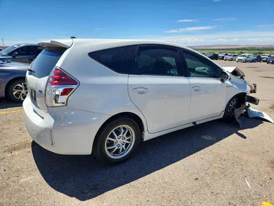 2015 TOYOTA PRIUS V TWO, фото 3, лот 10892409