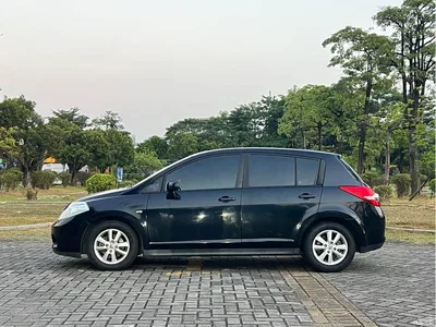 2011 Nissan Tiida 1.6L CVT Luxury, фото 4, лот 11205799