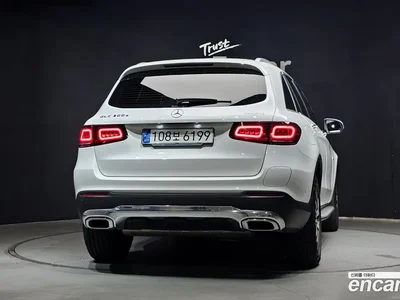 2021 Mercedes-Benz GLC-Class GLC300e 4MATIC, фото 4, лот 11254079